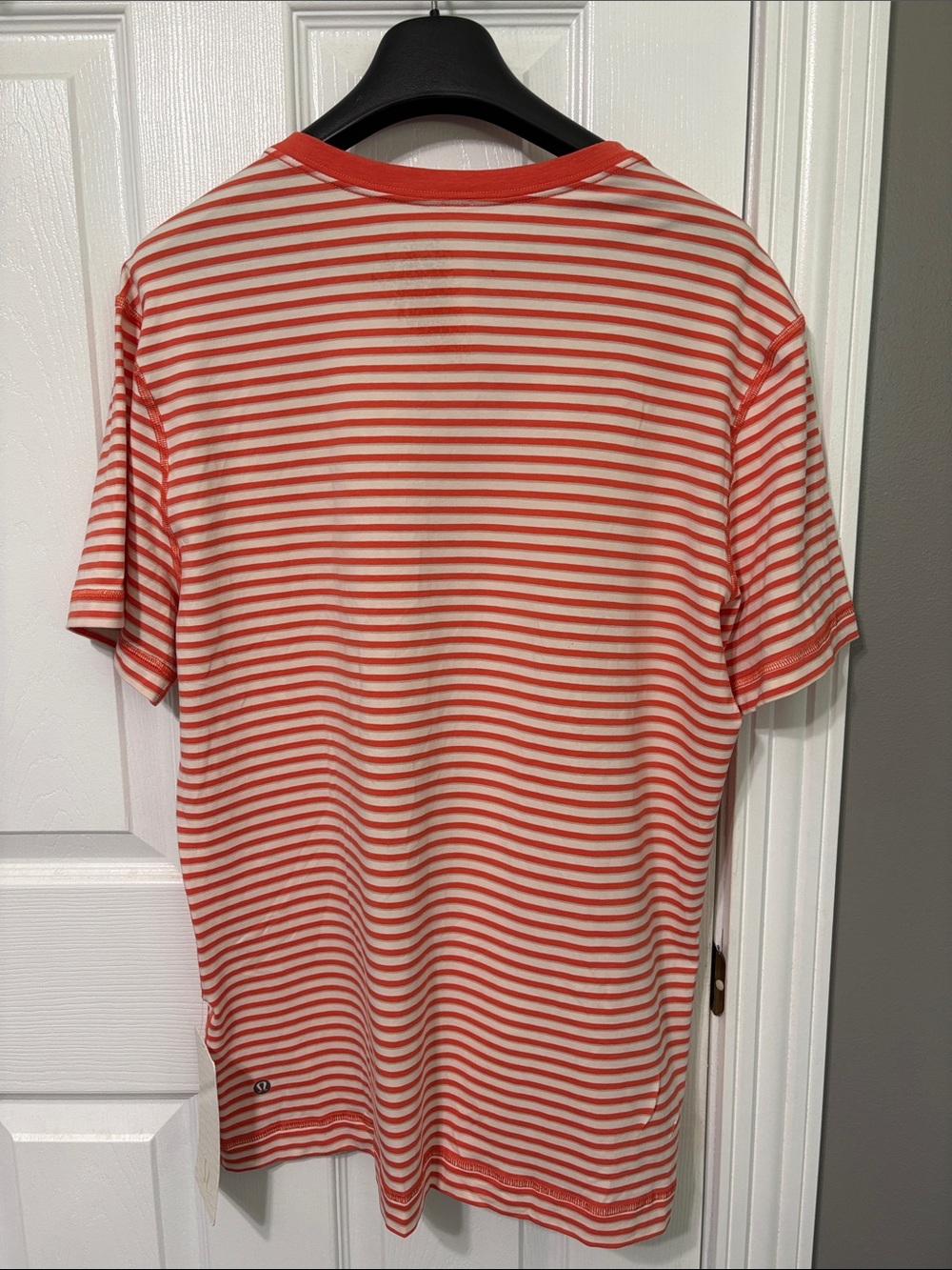lululemon athletica Men's Orange and White Striped V-Neck Tee - Picture 6 of 10